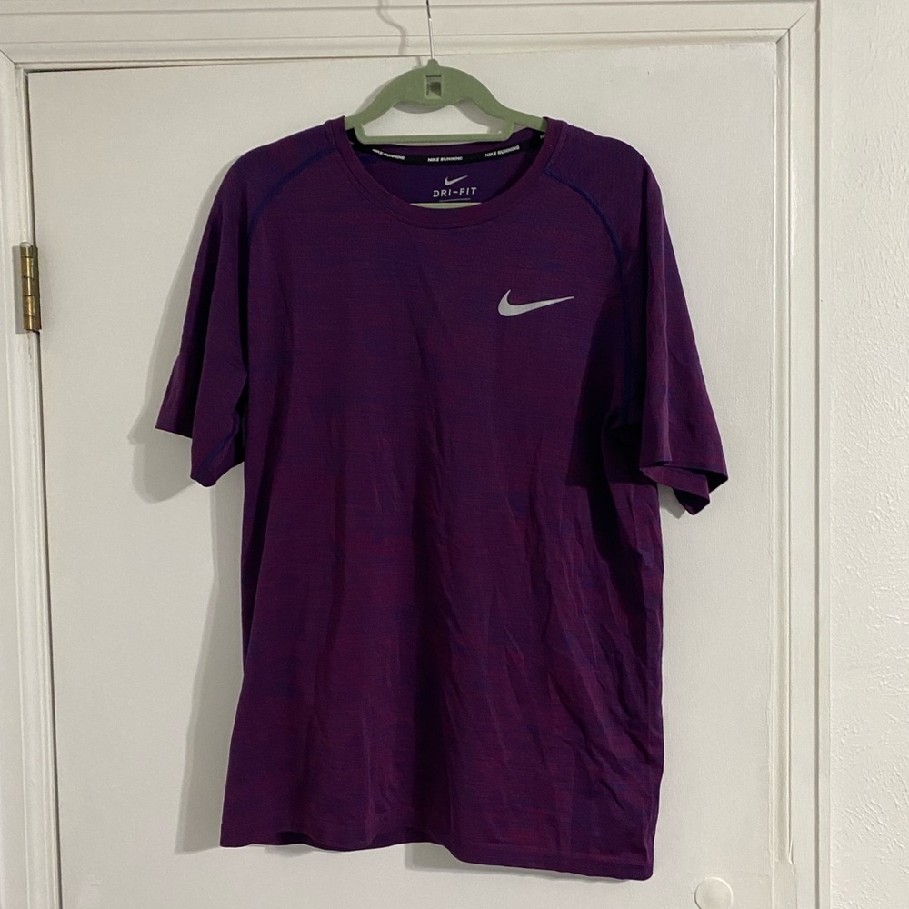 Men’s Nike Dri-Fit Short Sleeved Running Shirt Purple/Blue Size XL